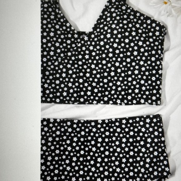 Brand New Ditsy Floral Print Knot Bikini Swimsuit Various - Picture 5 of 5